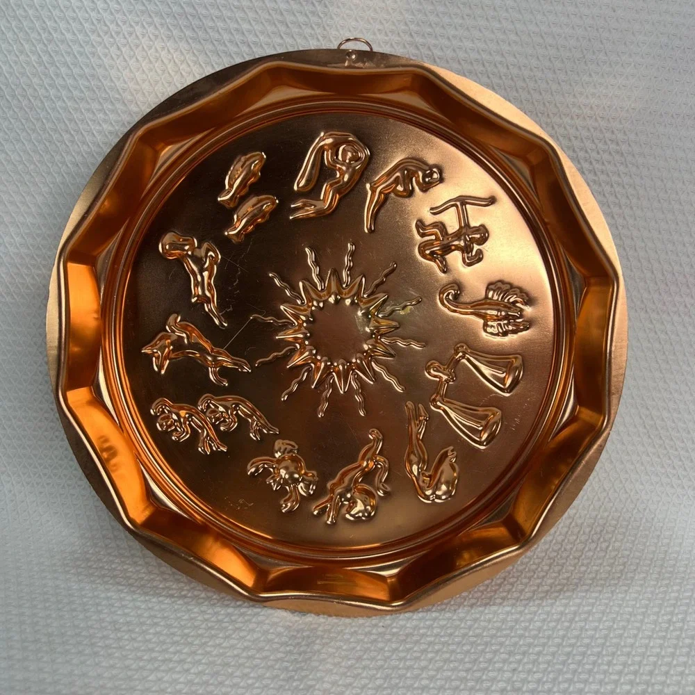 VTG Zodiac Astrology Sunburst Copper Tone Metal Gelatin Mold  Wall Decor 12